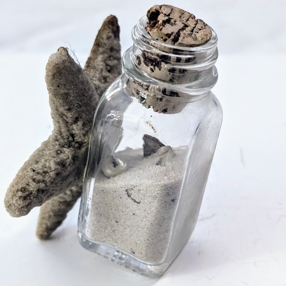 Seashore In A Bottle - Picture 3 of 5